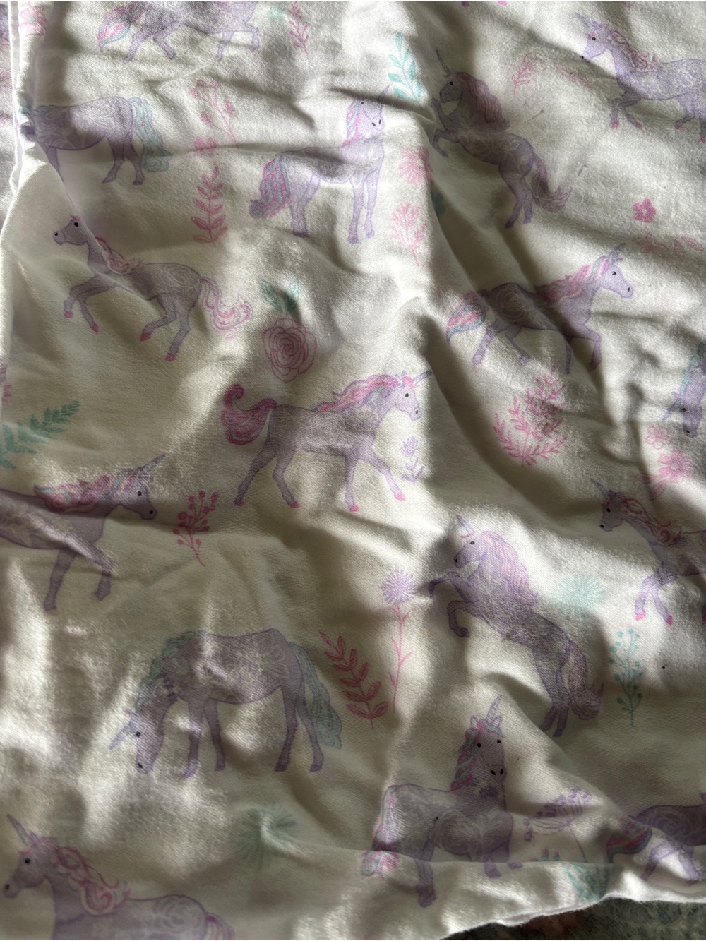 Purple unicorn sheet set for twin bed - Picture 5 of 6
